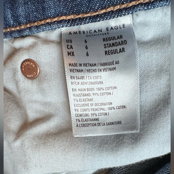 American Eagle, Women’s, 90s Flare, Comfort Stretch Waistband, Jeans. - Picture 9 of 11
